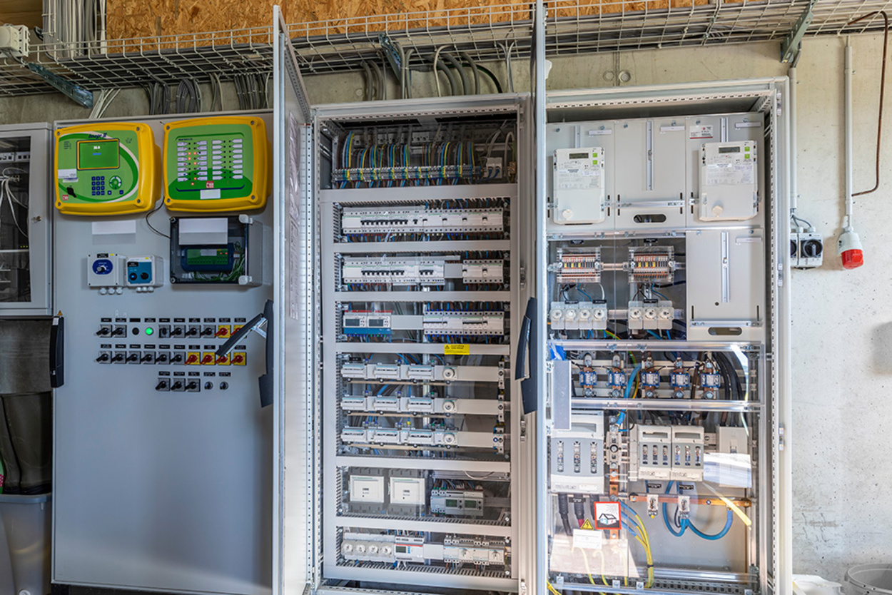 Niederspannungsanlagen bei Muster Elektro in Musterstadt